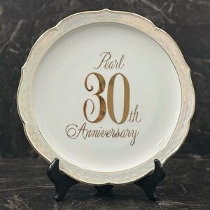 Pearl 30th Anniversary Decorative Plate